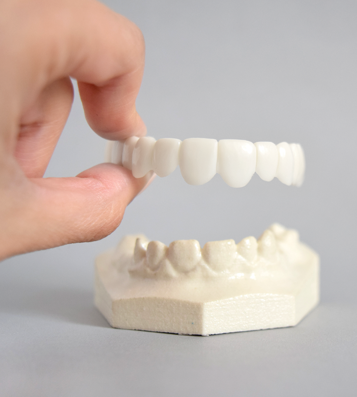 SONRISA PERFECTA - CARILLAS DENTALES INFERIORES Y SUPERIORES - PODES SACARLAS Y PONERLAS LAS VECES QUE QUIERAS